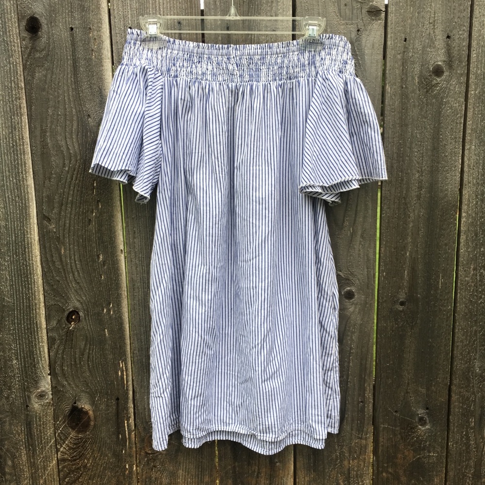 Forever 21 | Striped Off-the-Shoulder Sundress